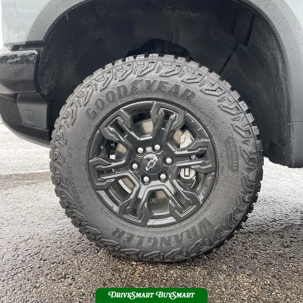 2025 Chevrolet Silverado 1500 ZR2