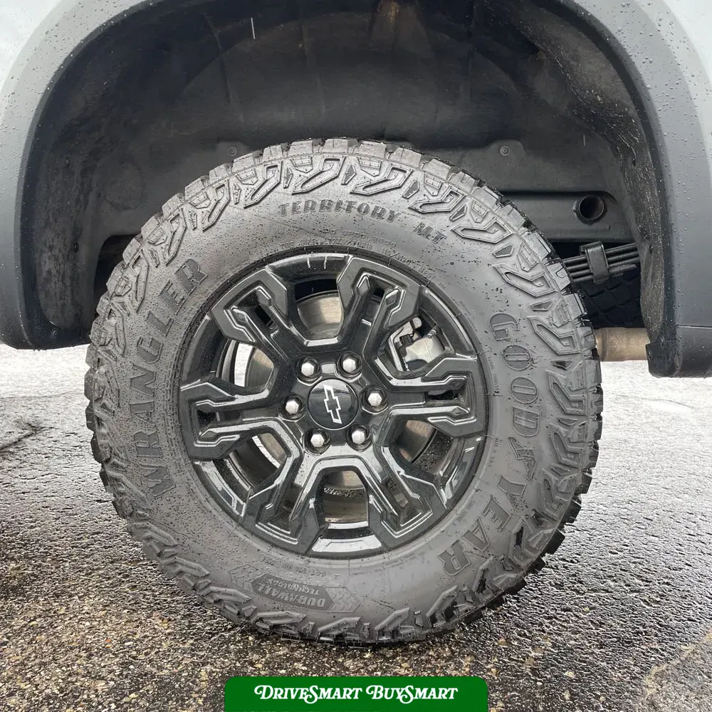 2025 Chevrolet Silverado 1500 ZR2