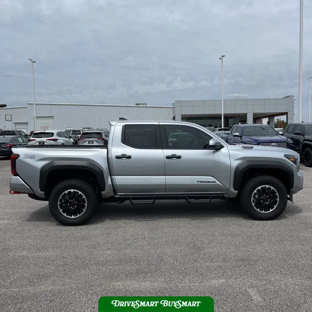 2025 Toyota Tacoma TRD Off-Road HV