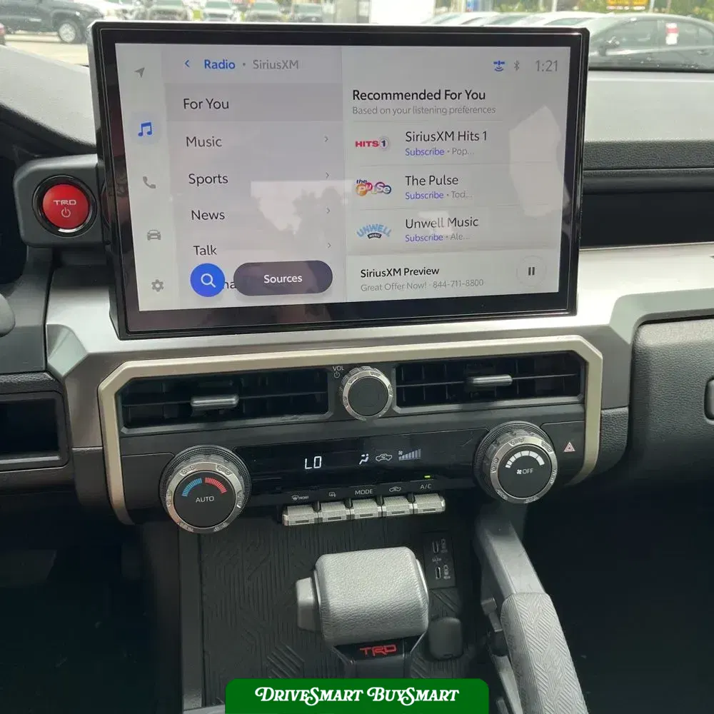 2025 Toyota Tacoma TRD Off-Road HV