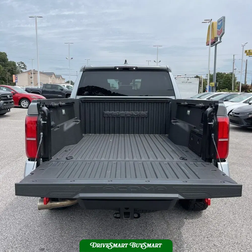 2025 Toyota Tacoma TRD Off-Road HV