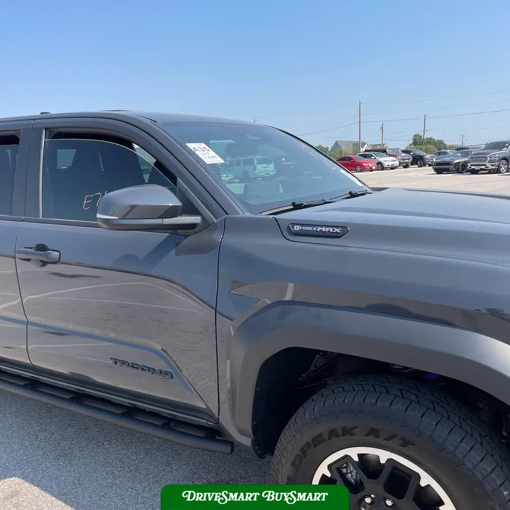 2025 Toyota Tacoma TRD Off-Road HV