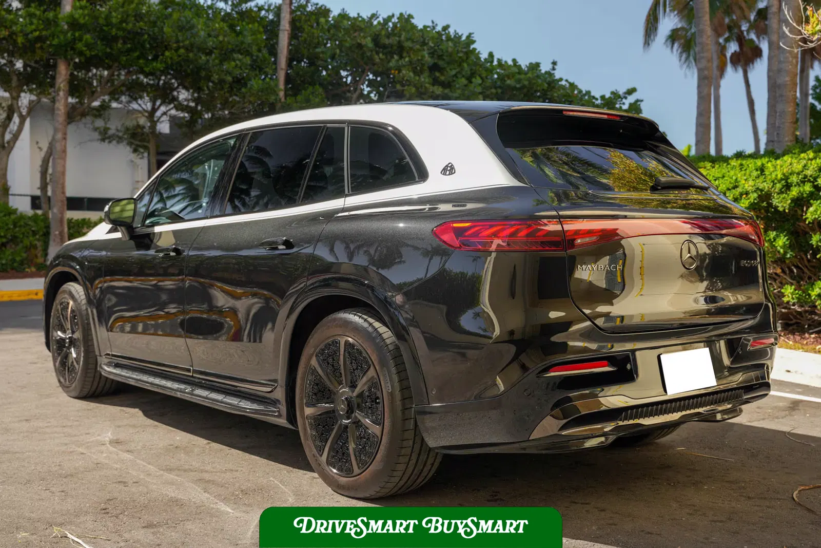 2024 Mercedes-Benz Maybach EQS 680 SUV Night Series Edition