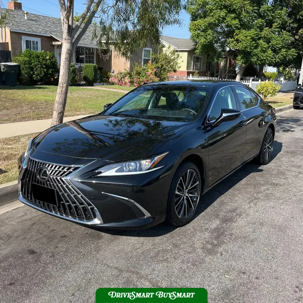 2025 Lexus ES 300h Base