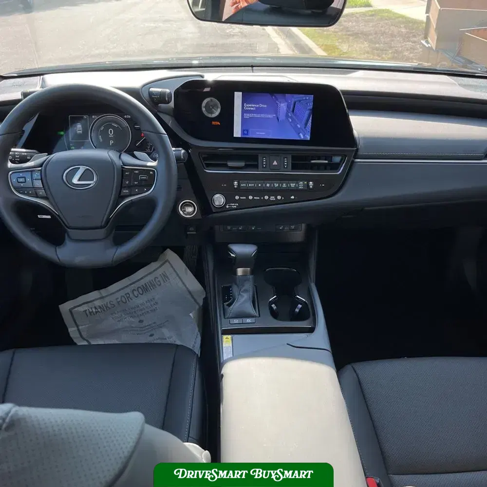 2025 Lexus ES 300h Base