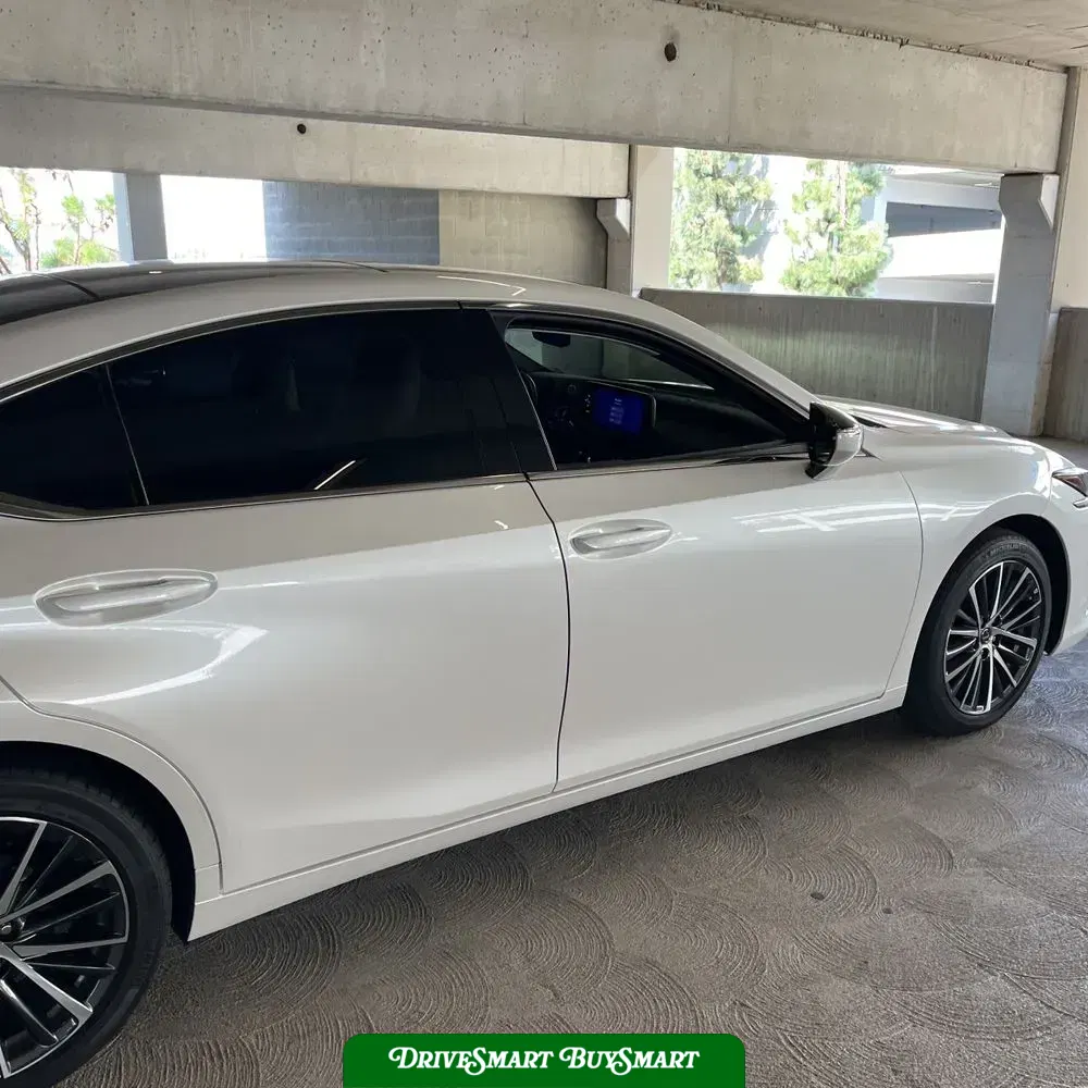 2025 Lexus ES 350 Base