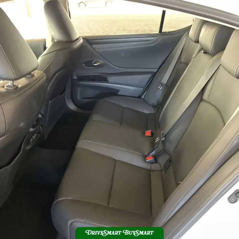2025 Lexus ES 350 Base