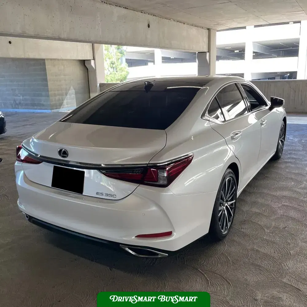 2025 Lexus ES 350 Base