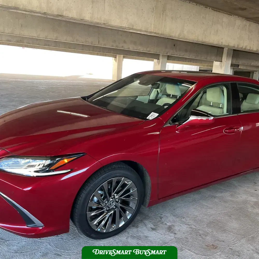 2024 Lexus ES 300h Luxury