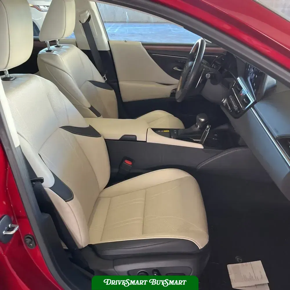 2024 Lexus ES 300h Luxury