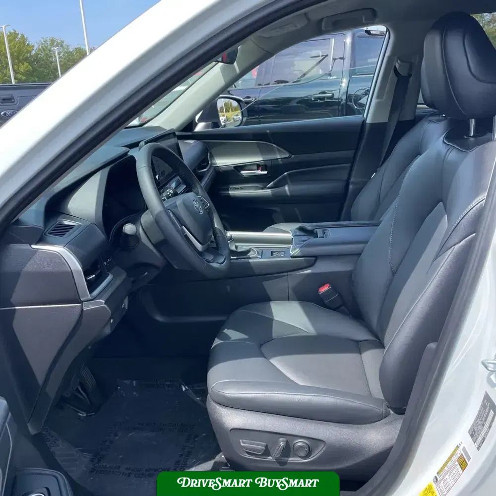 2025 Toyota Grand Highlander Hybrid XLE