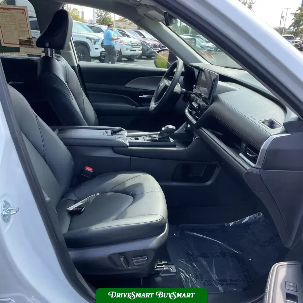 2025 Toyota Grand Highlander Hybrid XLE