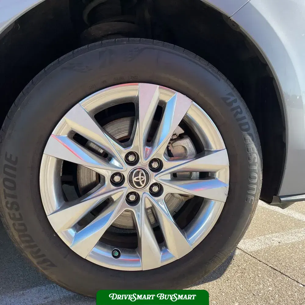 2023 Toyota Sienna Woodland Edition