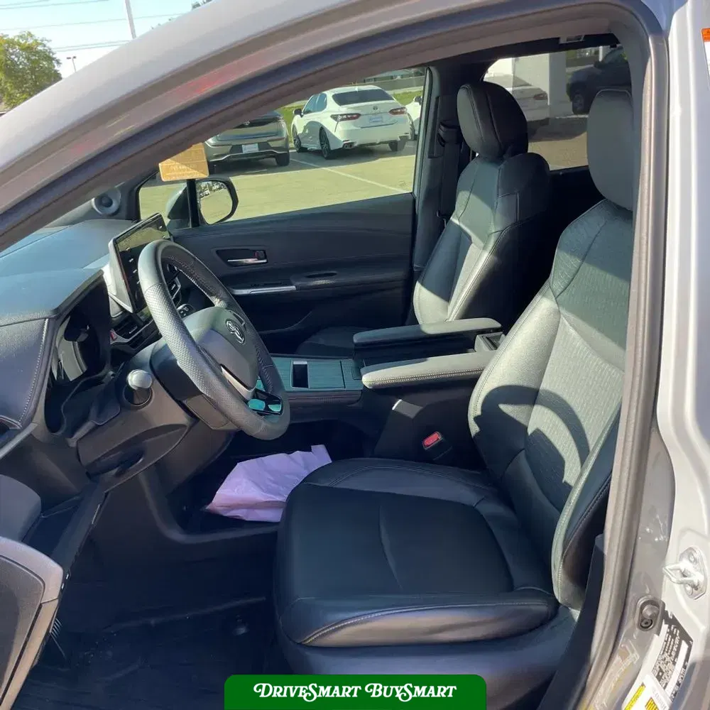 2023 Toyota Sienna Woodland Edition