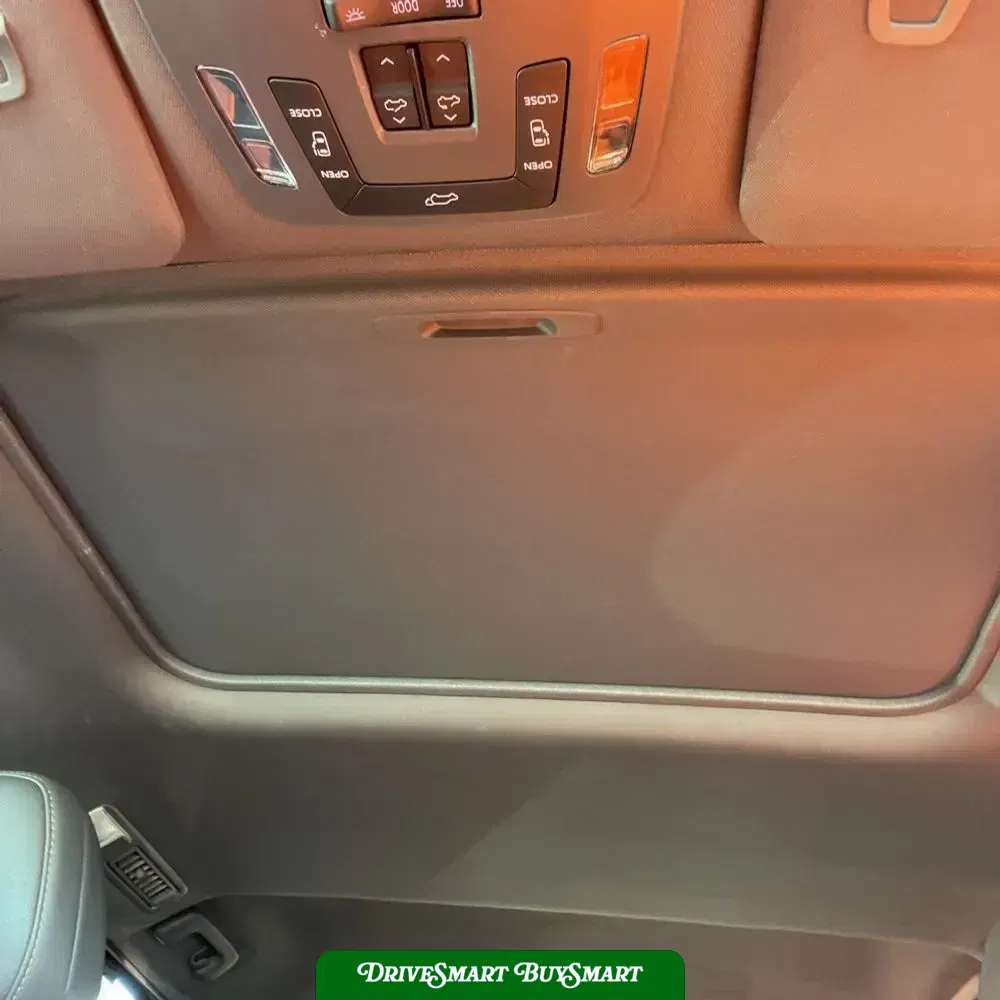 2023 Toyota Sienna Woodland Edition