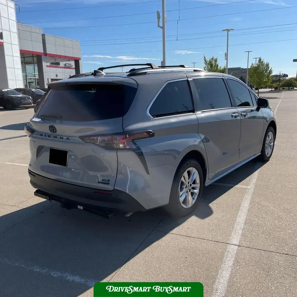 2023 Toyota Sienna Woodland Edition