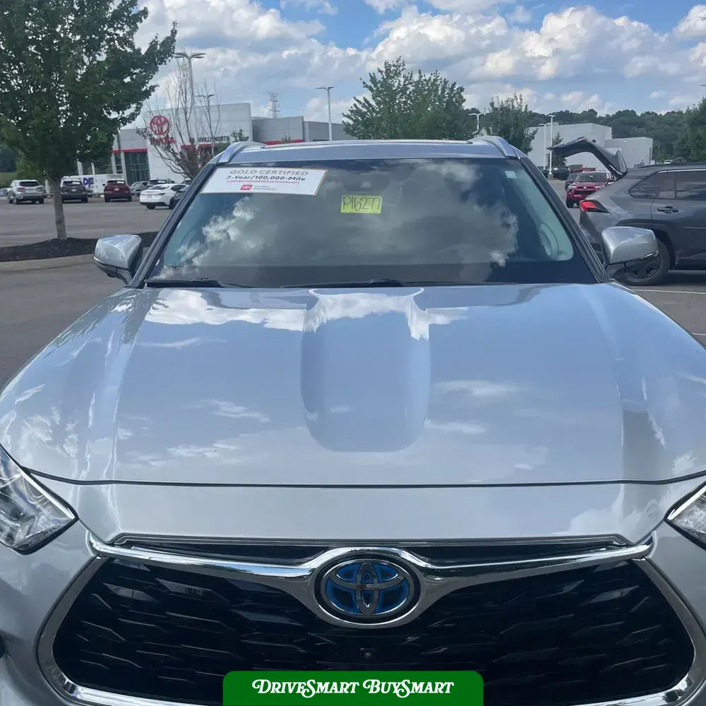 2024 Toyota Highlander Hybrid Platinum