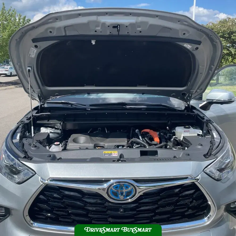 2024 Toyota Highlander Hybrid Platinum