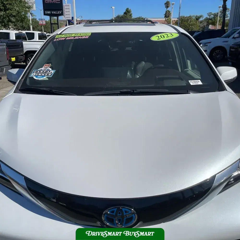2023 Toyota Sienna Platinum 7-Passenger
