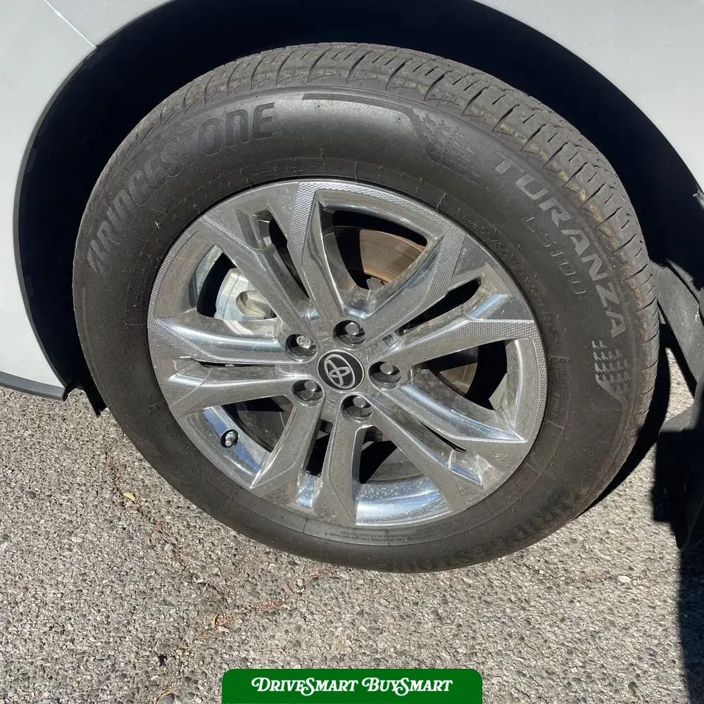 2023 Toyota Sienna Platinum 7-Passenger