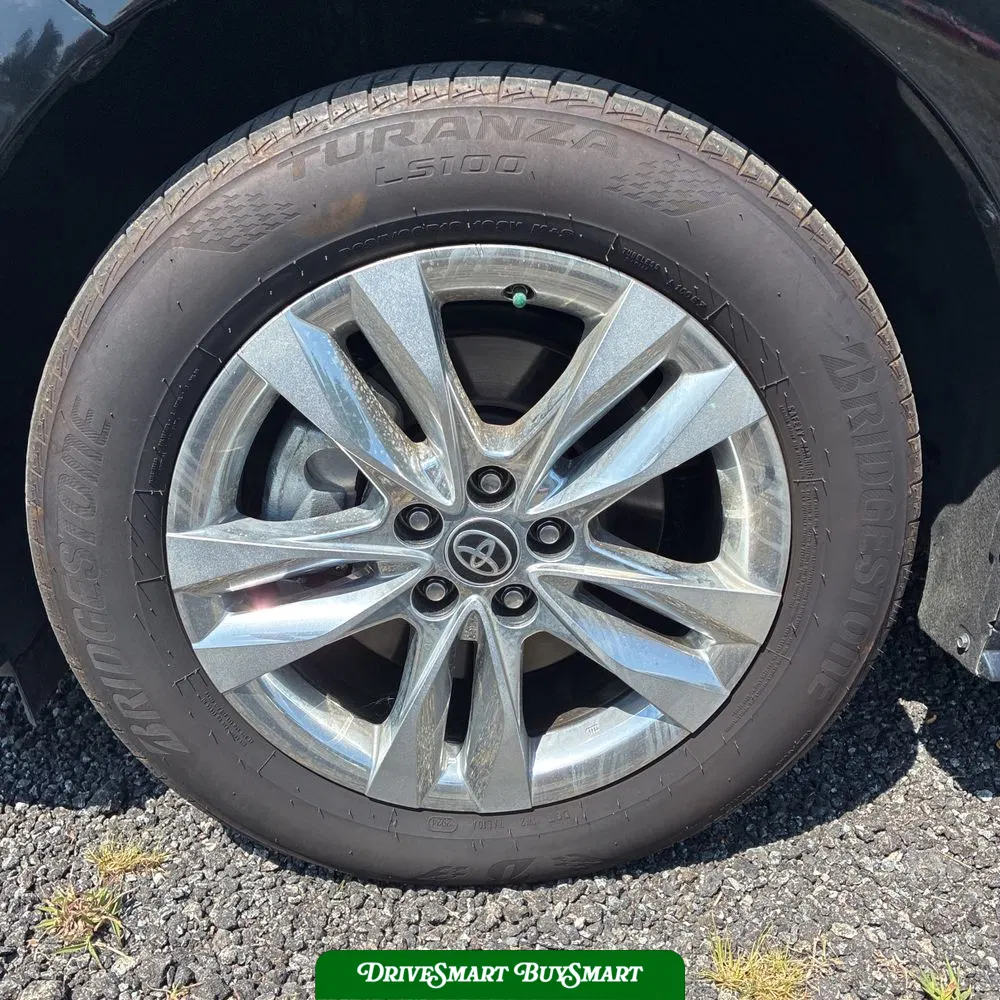 2024 Toyota Sienna XLE 7-Passenger