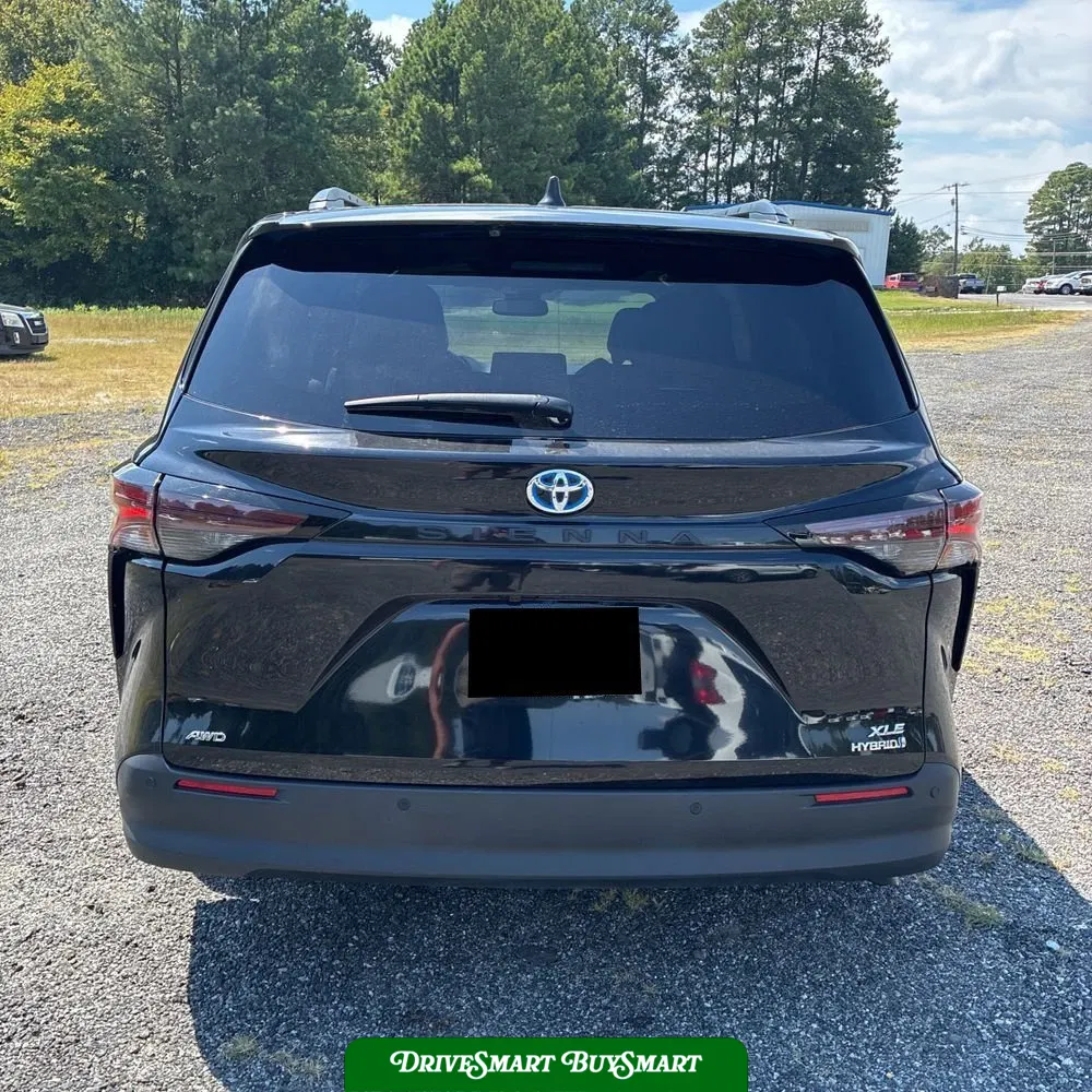 2024 Toyota Sienna XLE 7-Passenger