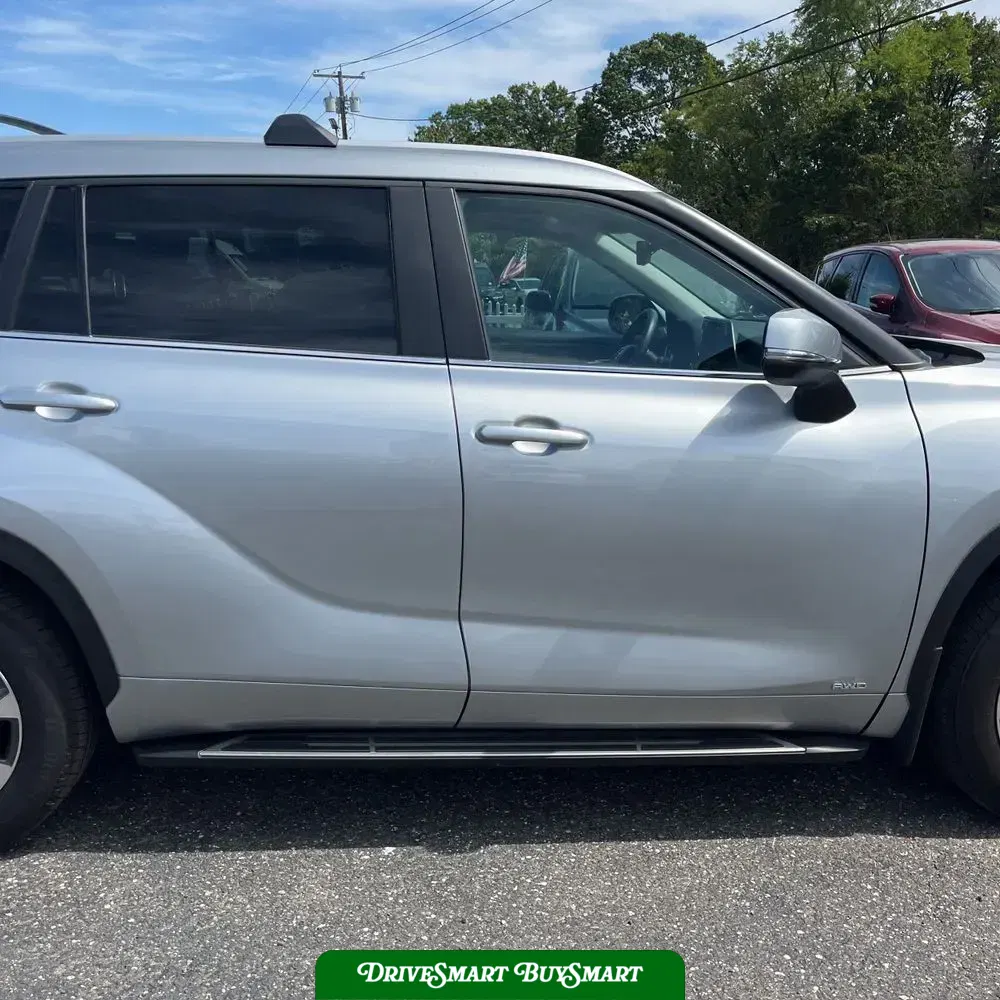 2024 Toyota Highlander Hybrid XLE