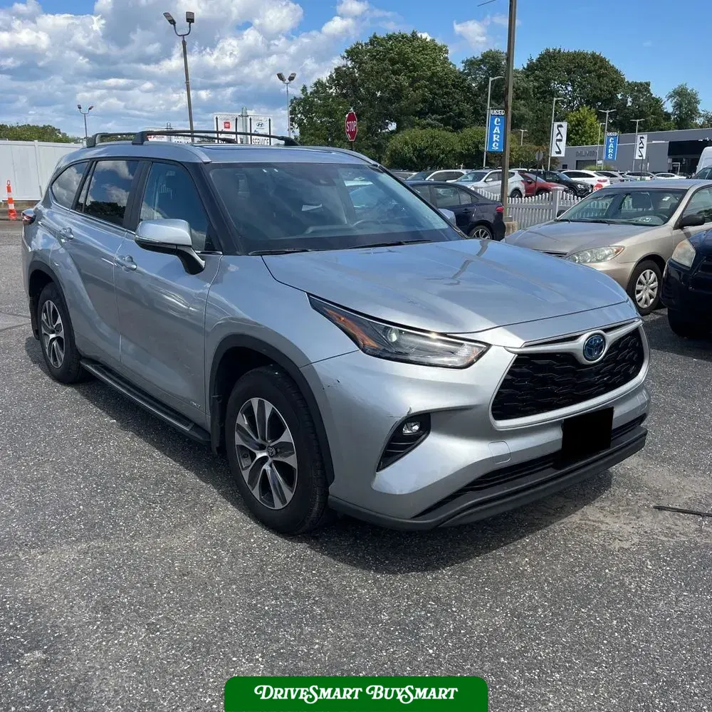 2024 Toyota Highlander Hybrid XLE