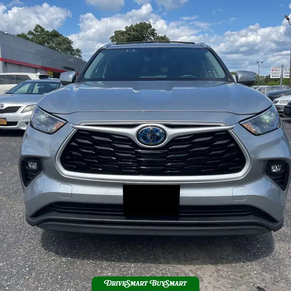 2024 Toyota Highlander Hybrid XLE