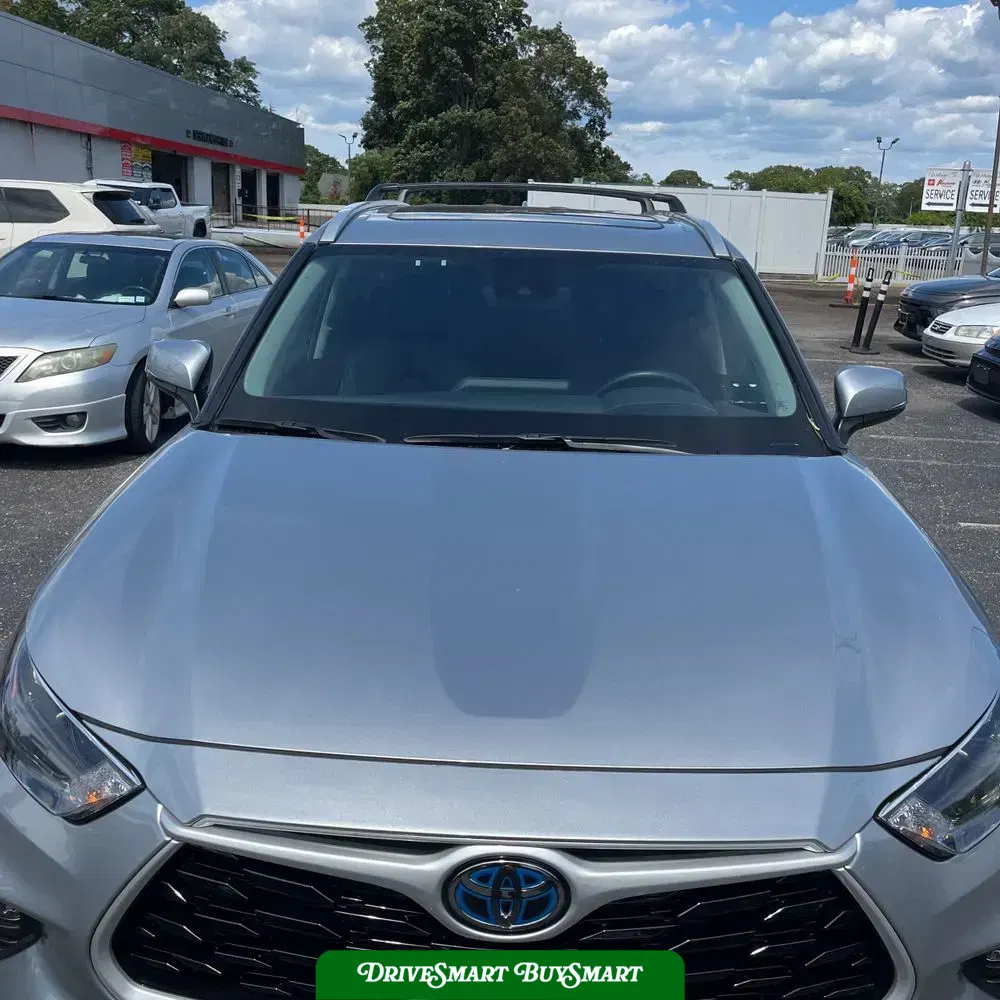 2024 Toyota Highlander Hybrid XLE