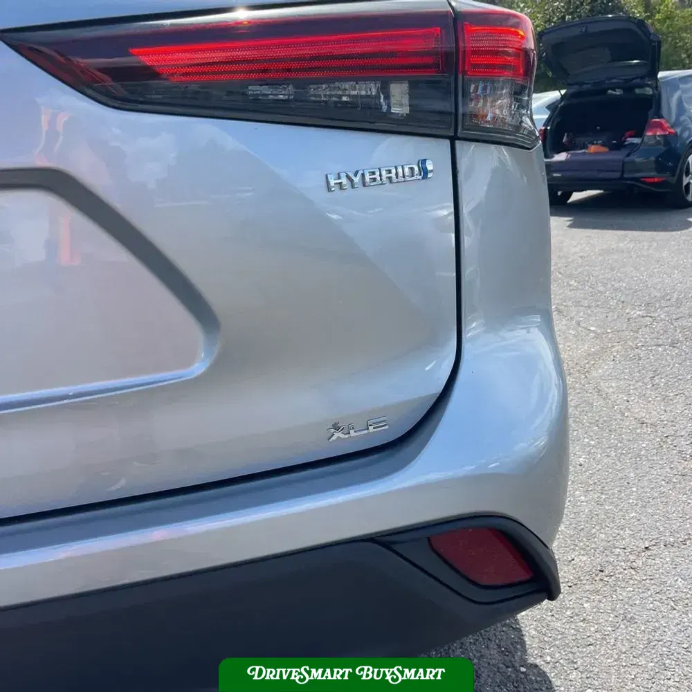 2024 Toyota Highlander Hybrid XLE