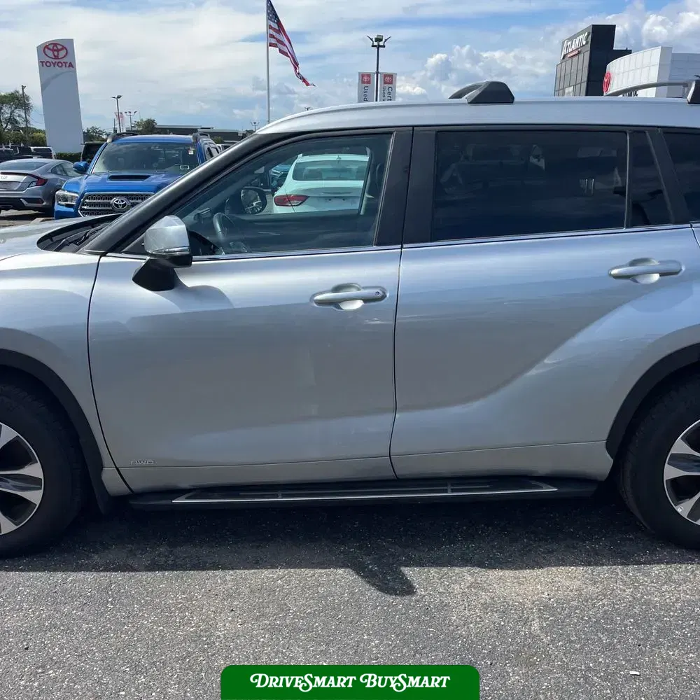 2024 Toyota Highlander Hybrid XLE