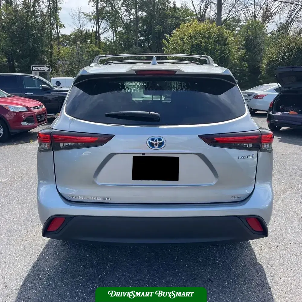 2024 Toyota Highlander Hybrid XLE