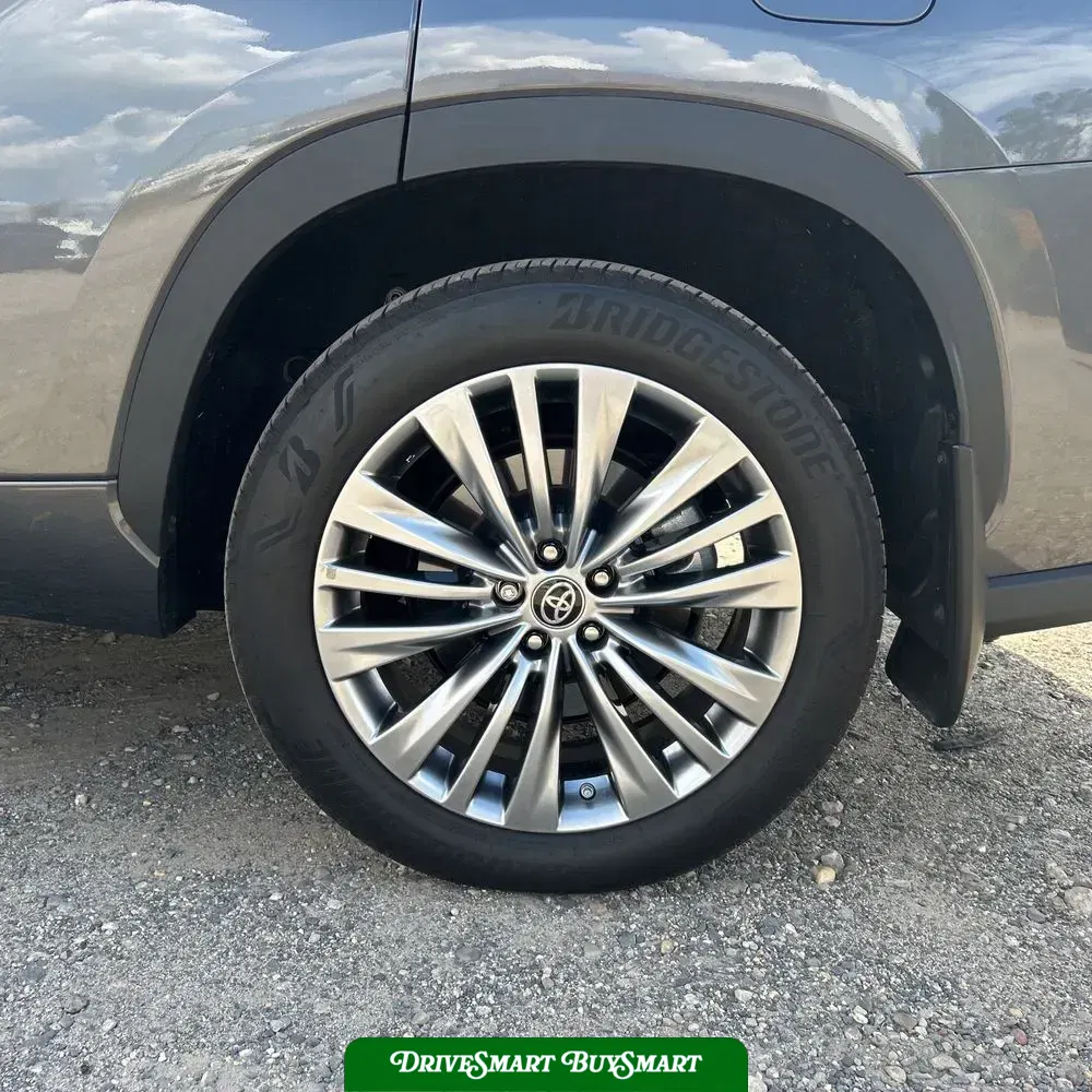 2024 Toyota Highlander Platinum