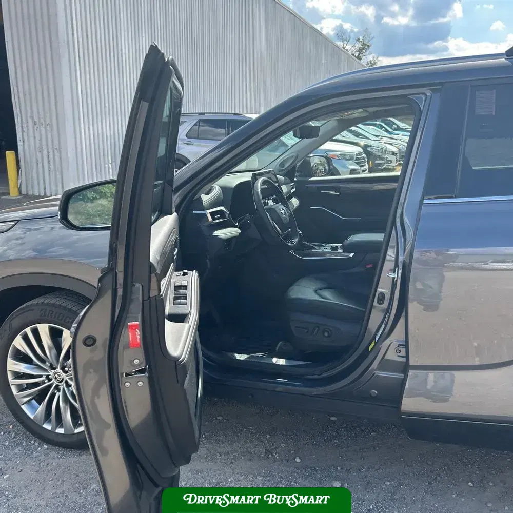 2024 Toyota Highlander Platinum