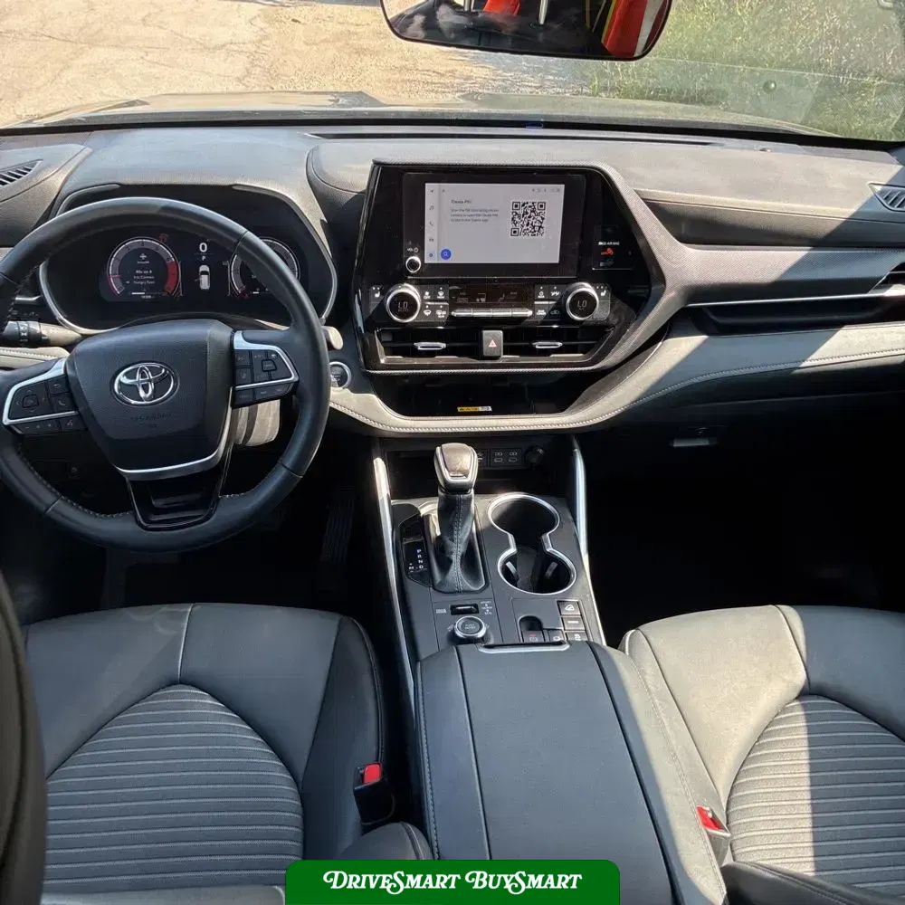 2025 Toyota Highlander XSE