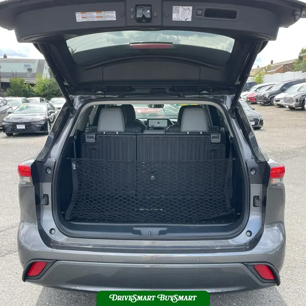 2023 Toyota Highlander Hybrid Limited