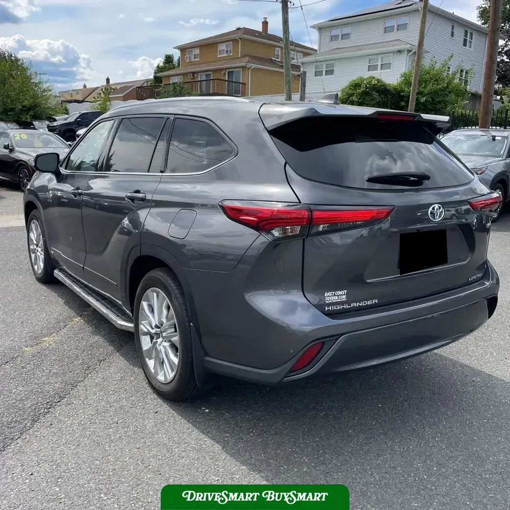 2023 Toyota Highlander Hybrid Limited