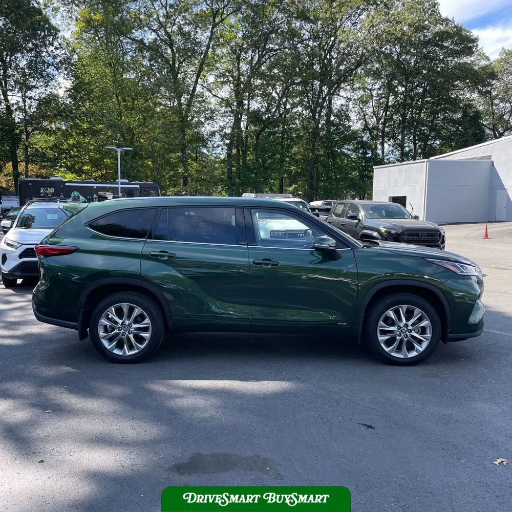 2023 Toyota Highlander Hybrid Limited