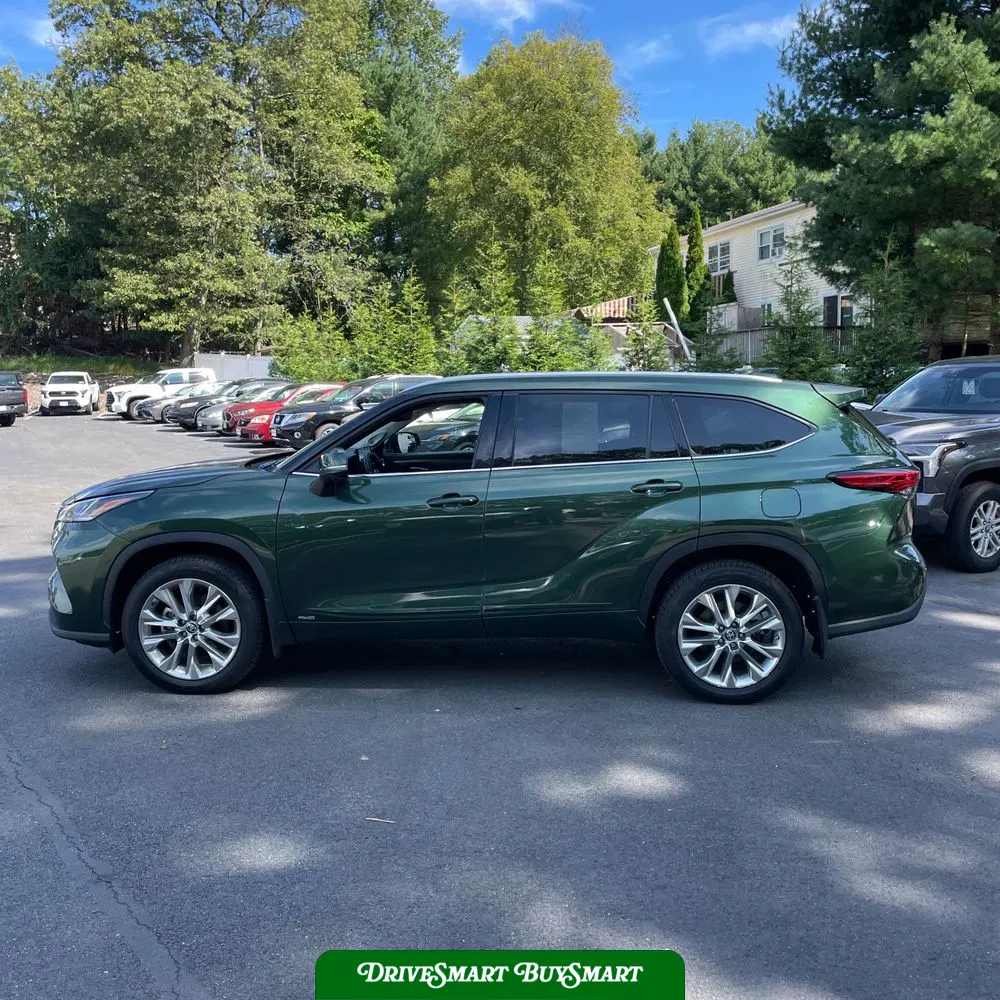 2023 Toyota Highlander Hybrid Limited