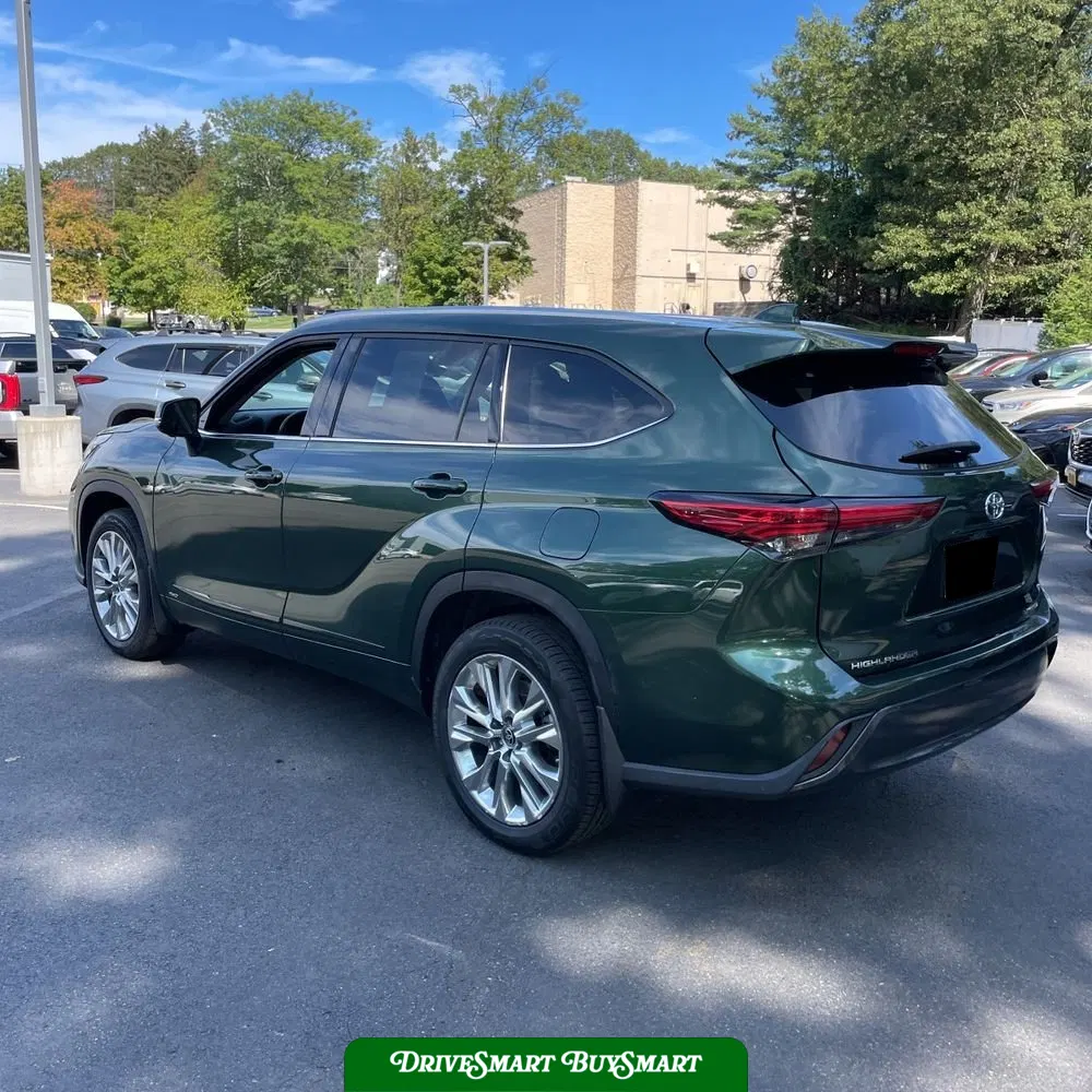 2023 Toyota Highlander Hybrid Limited