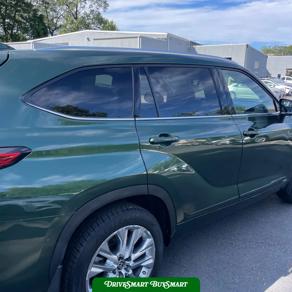 2023 Toyota Highlander Hybrid Limited