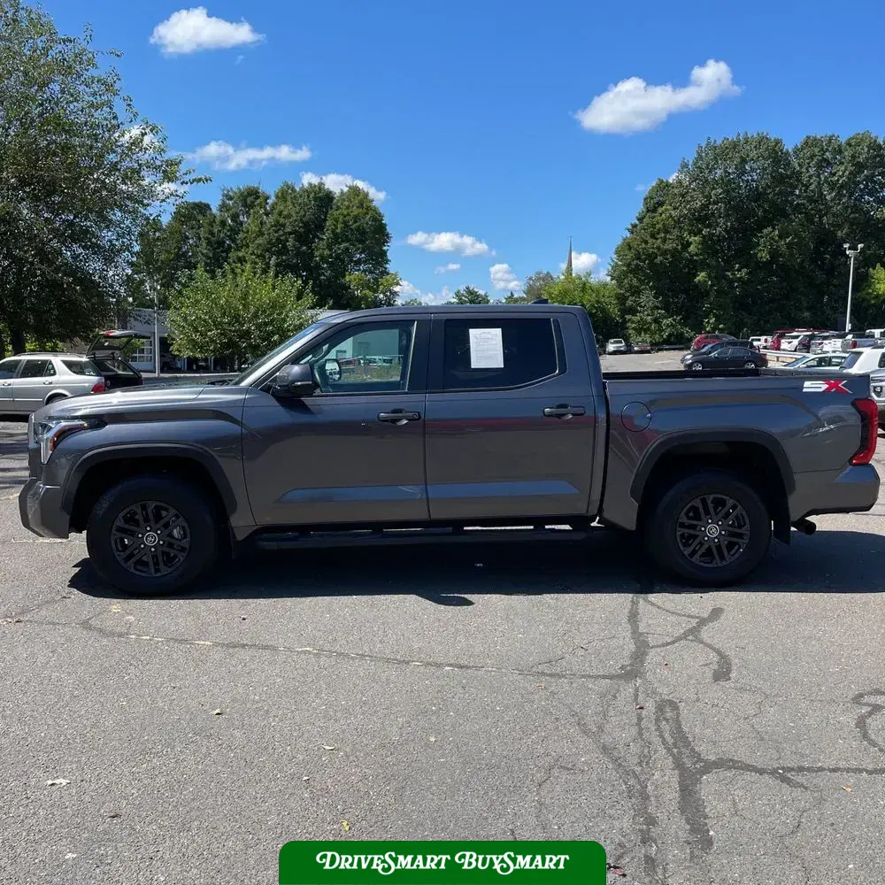 2024 Toyota Tundra SR5