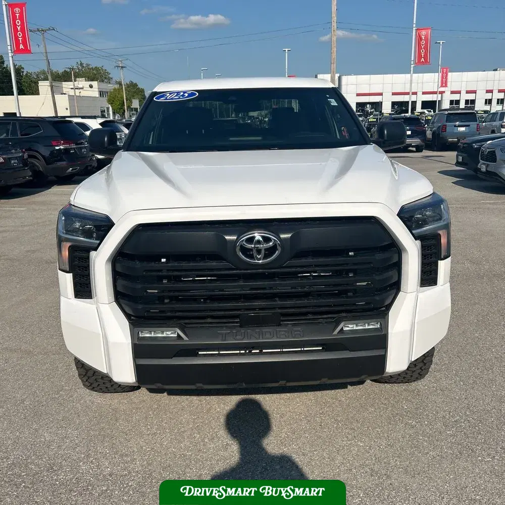 2025 Toyota Tundra SR5