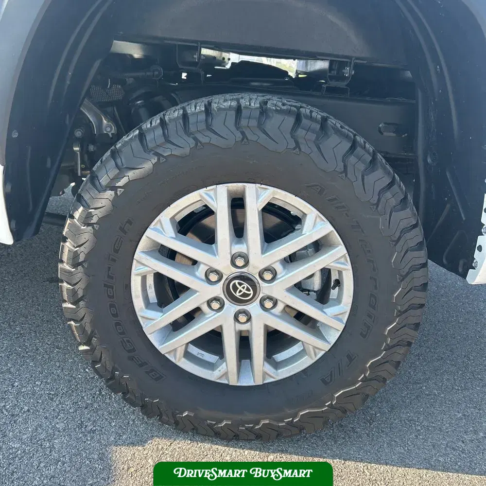 2025 Toyota Tundra SR5