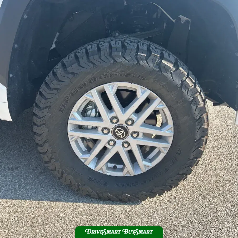 2025 Toyota Tundra SR5