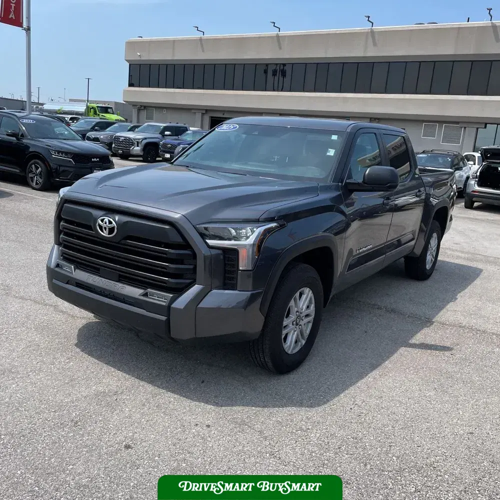 2025 Toyota Tundra SR5