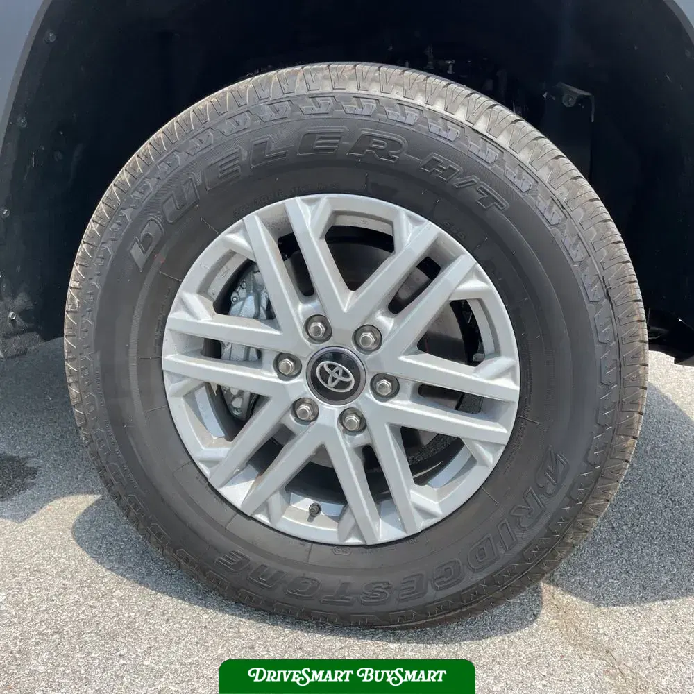 2025 Toyota Tundra SR5