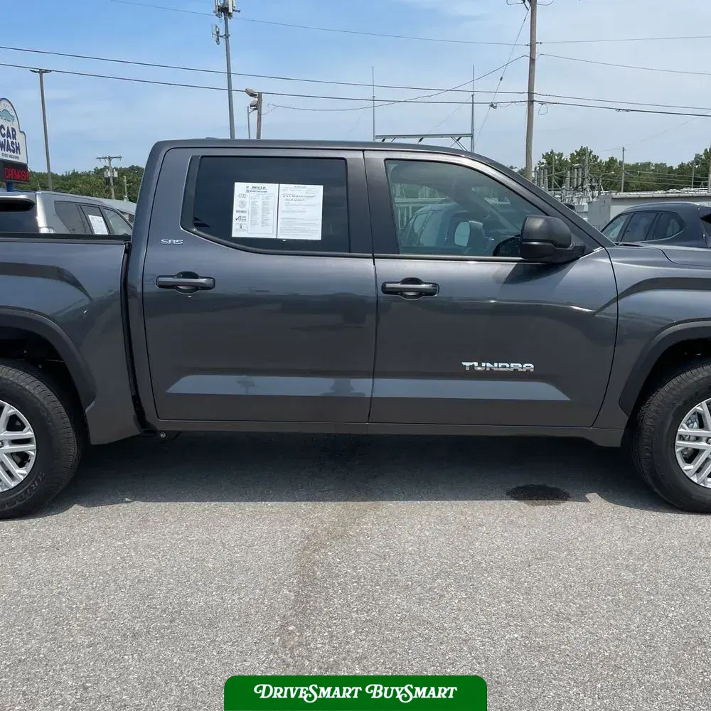 2025 Toyota Tundra SR5