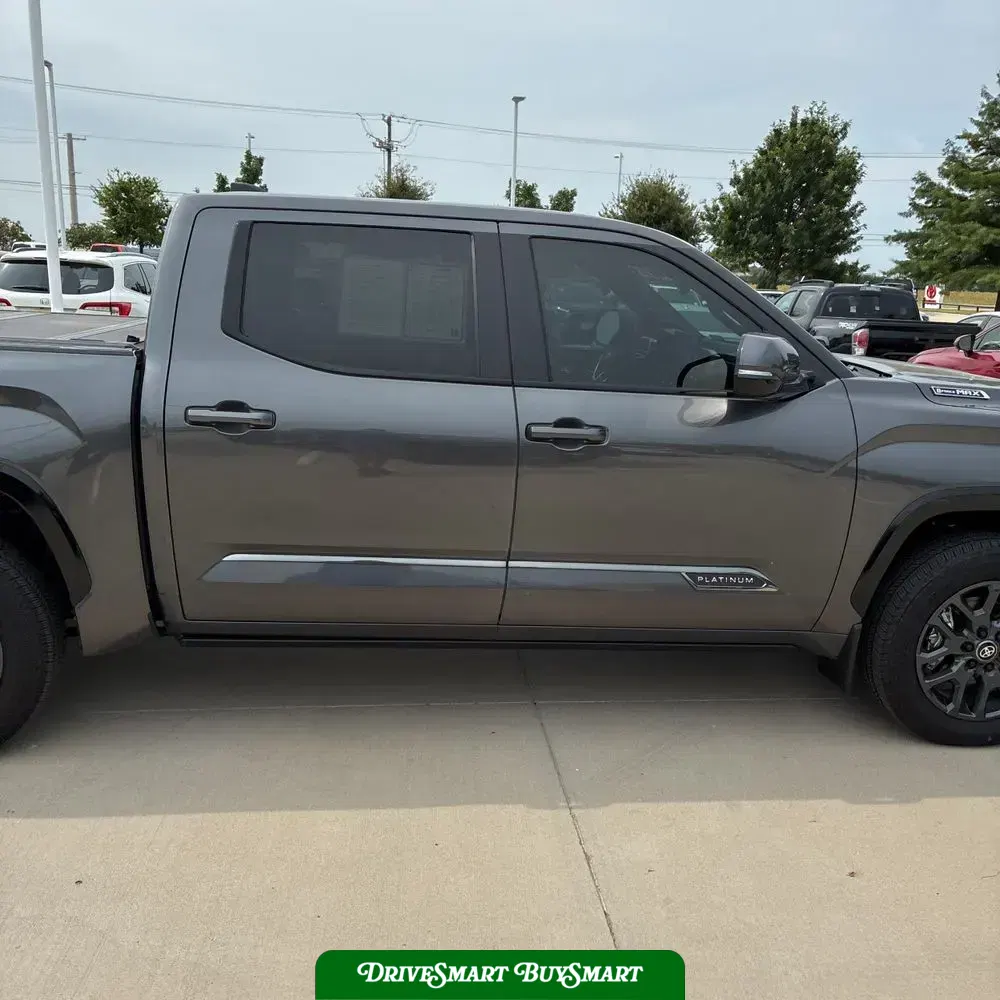2025 Toyota Tundra Platinum HV